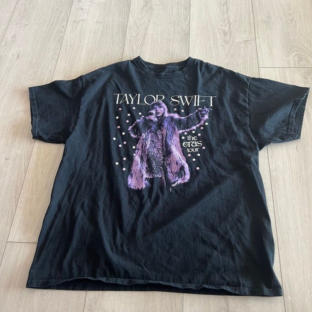 Taylor Swift Eras Tour Shirt size L